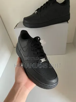 Black Nike Sneakers
