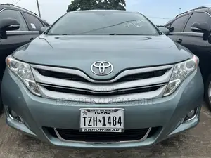 Toyota Avanza 2011 Green