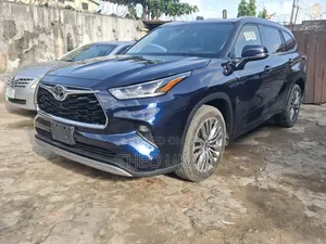 Toyota Highlander Platinum AWD 2020 Blue