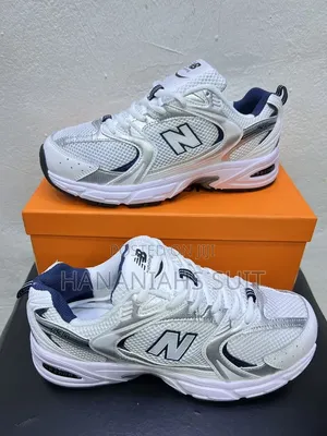 New Balance 530 Sneakers