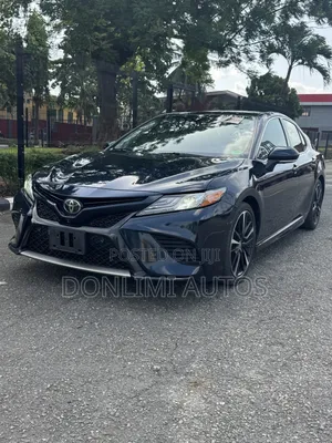 Toyota Camry XSE FWD (2.5L 4cyl 8AM) 2018 Blue