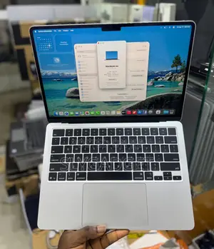 Laptop Apple MacBook Air 2025 M4 13-inch 16GB Apple M4 SSD 256GB