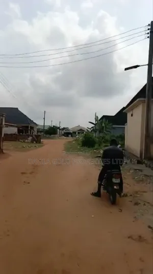 12bdrm Block of Flats in Benin City for sale