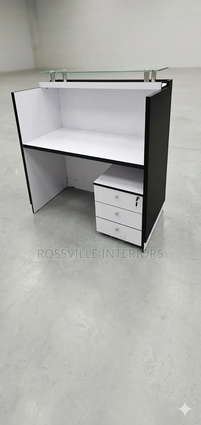 Secretary Front Desk /Table