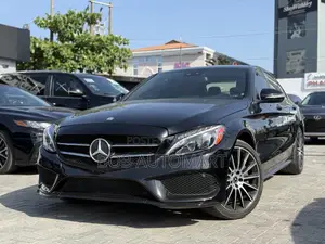 Mercedes-Benz C300 2016 Black