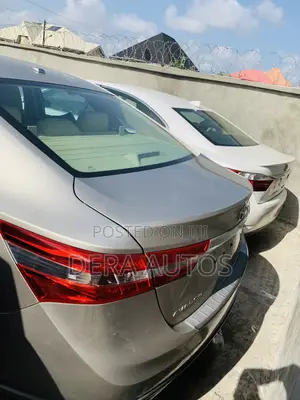 Toyota Avalon 2014 Brown