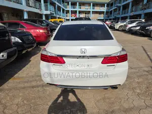 Honda Accord EX-L 4dr Sedan w/Navigation (2.4L 4cyl CVT) 2014 White
