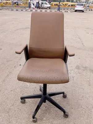 Top Quality Executive Full Padded Leather Office Chair