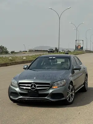 Mercedes-Benz C300 Base 4Matic Sedan AWD (2.0L 4cyl 7A) 2016 Gray