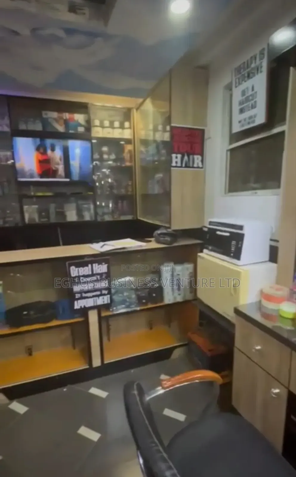 Barbershop for Urgent Sale
