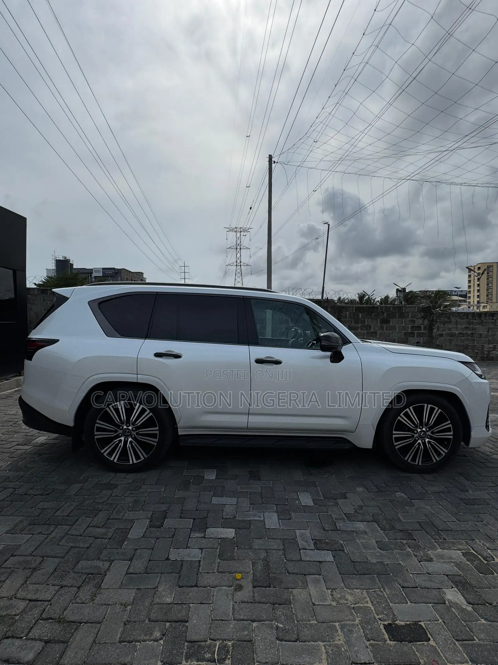 Lexus LX 600 2023 White