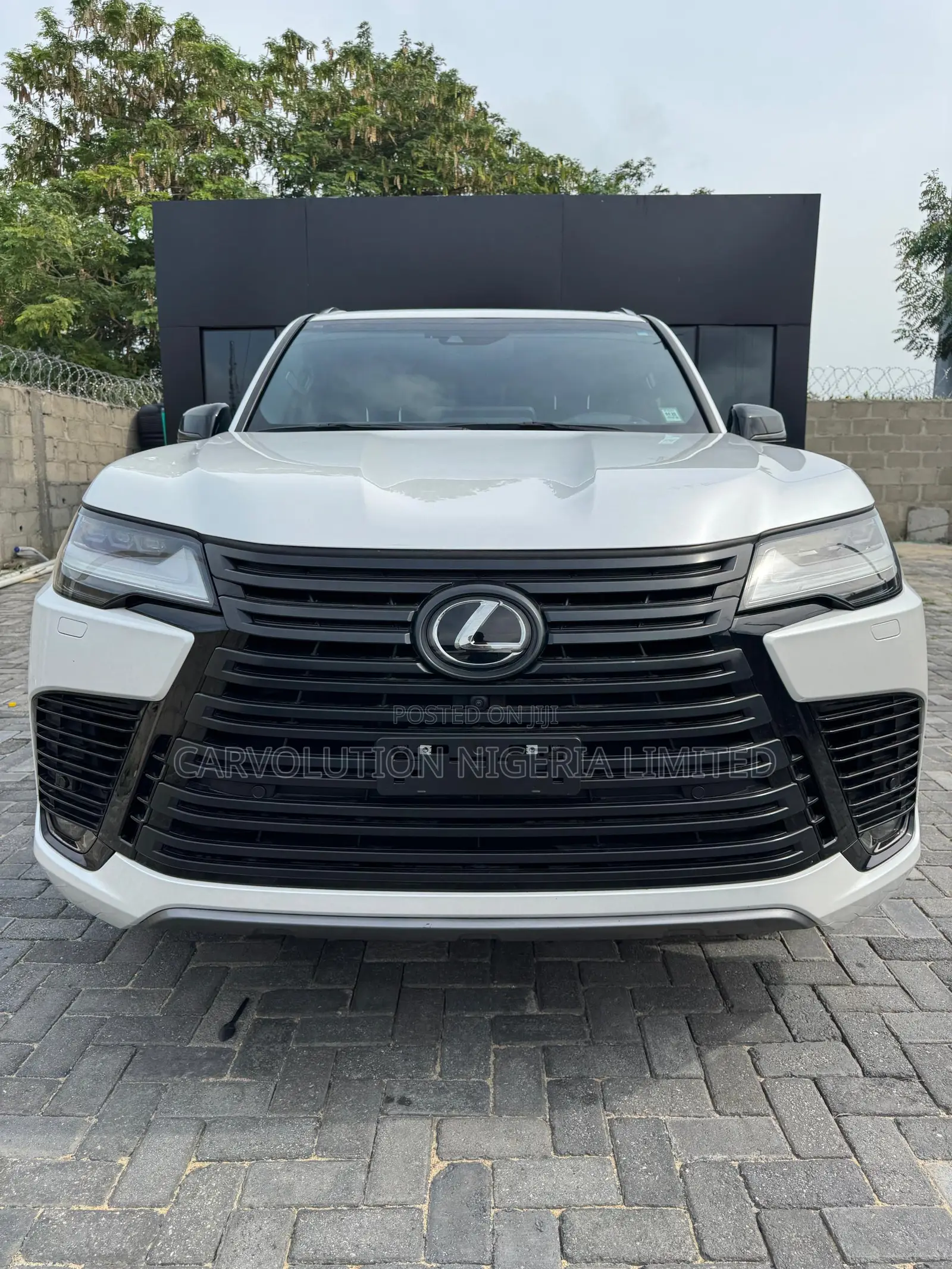 Lexus LX 600 2023 White