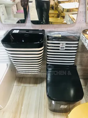 Black and White Square Wc