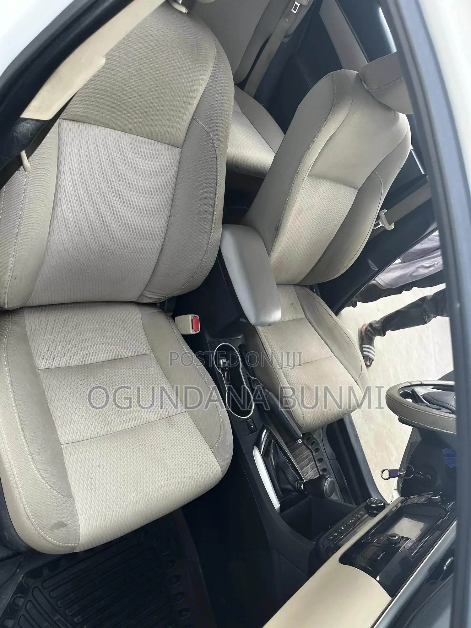 Toyota Corolla 2014 White