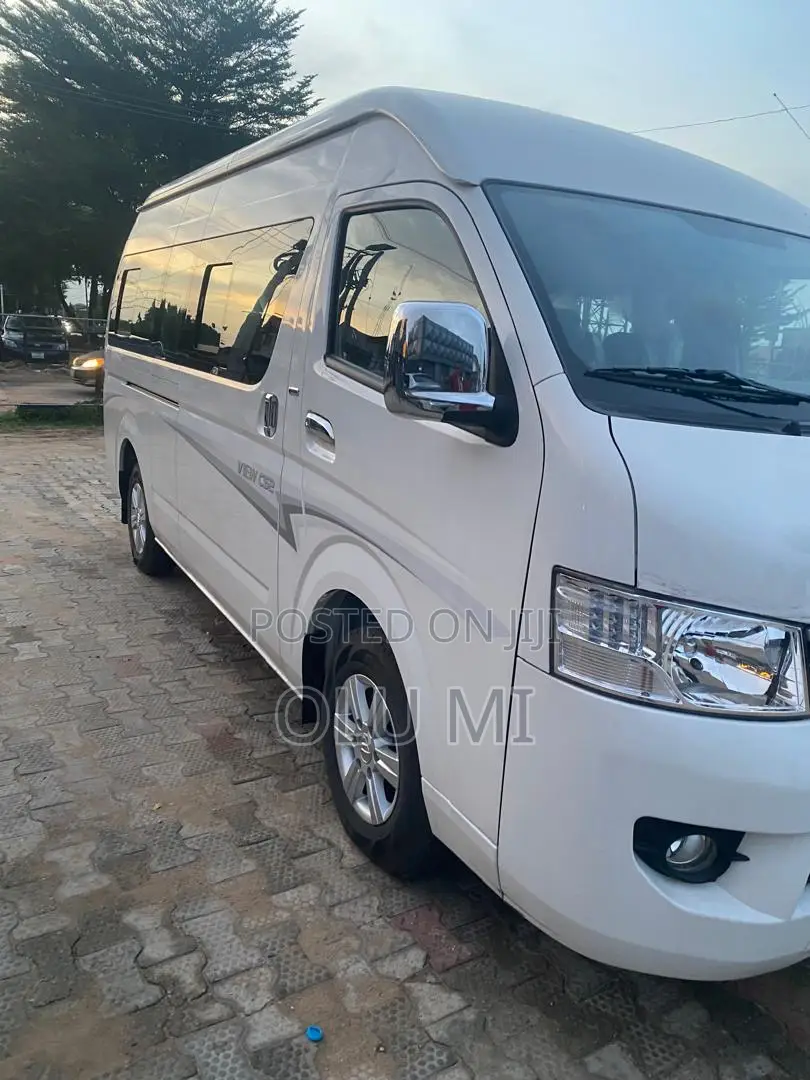 New Foton View 2025 White