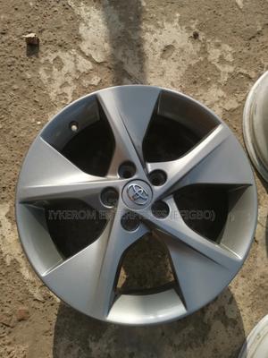 Toyota Camry 18 Rim 2013 Follow Come