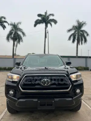 Toyota Tacoma SR5 2021 Black