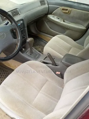 Toyota Camry LE 4dr Sedan (2.4L 4cyl 5M) 2002 Red