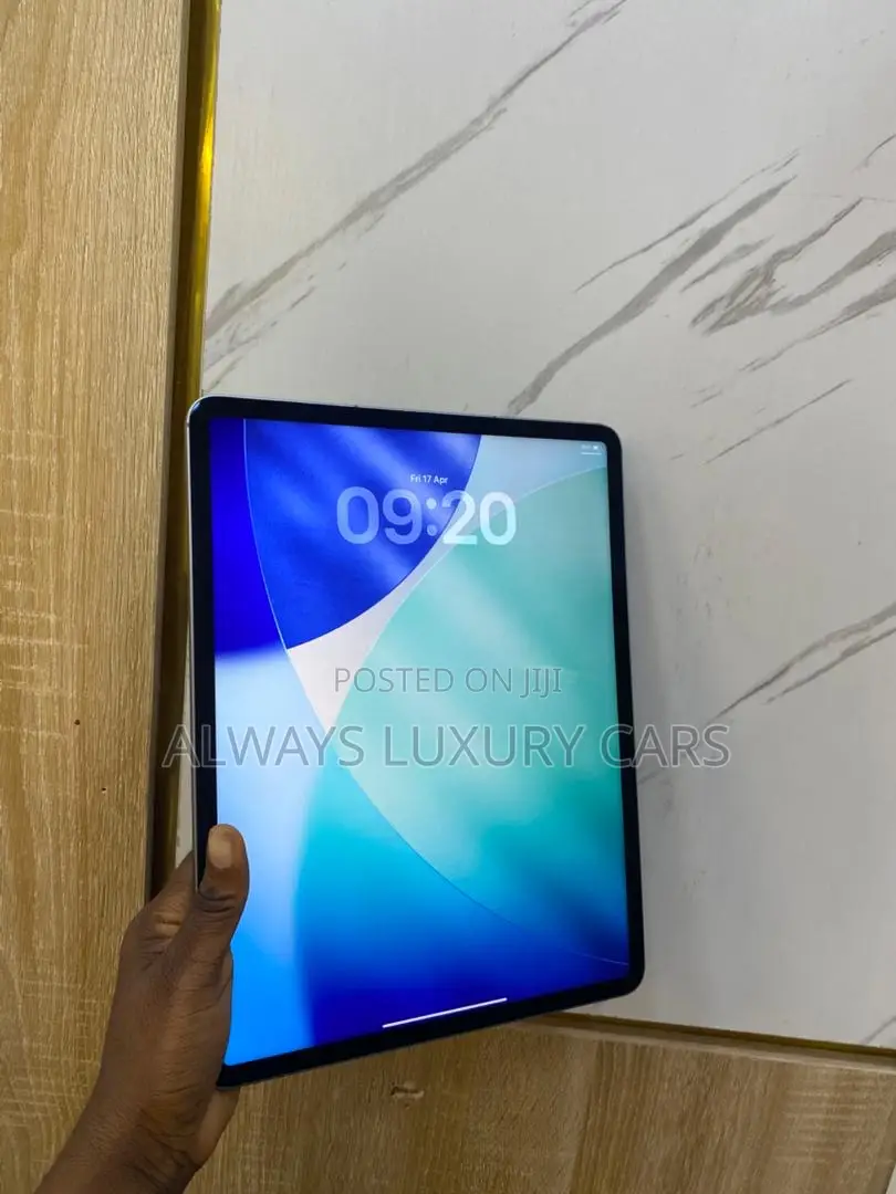 Apple iPad Pro 12.9 (2022) 256 GB