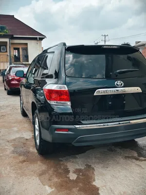 Toyota Highlander SE 2012 Black