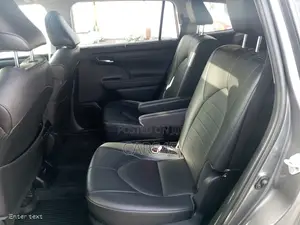 Toyota Highlander 2021 Gray