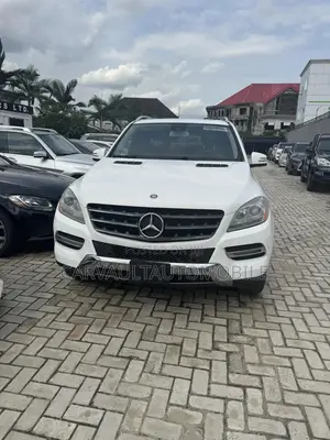 Mercedes-Benz M Class ML350 4MATIC 4dr SUV AWD (3.5L 6cyl 7A) 2015
