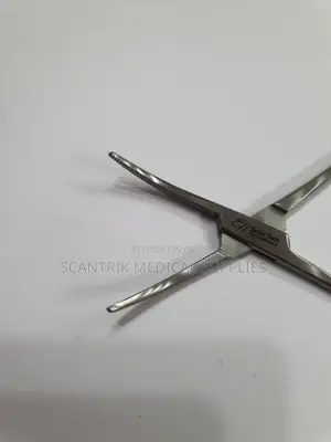 Artery Forcep for Clinical Procedure Efficiency