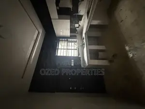 4bdrm Apartment in Harris Drive, VGC / Ajah for rent