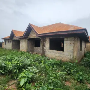 3bdrm Bungalow in Ologuneru for sale