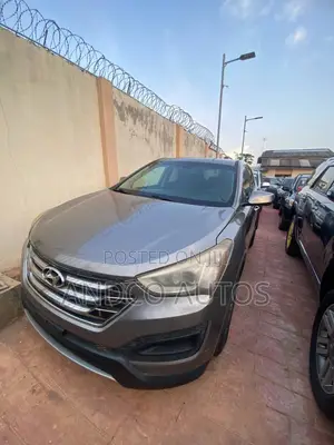 Hyundai Santa Fe 2015 Gray