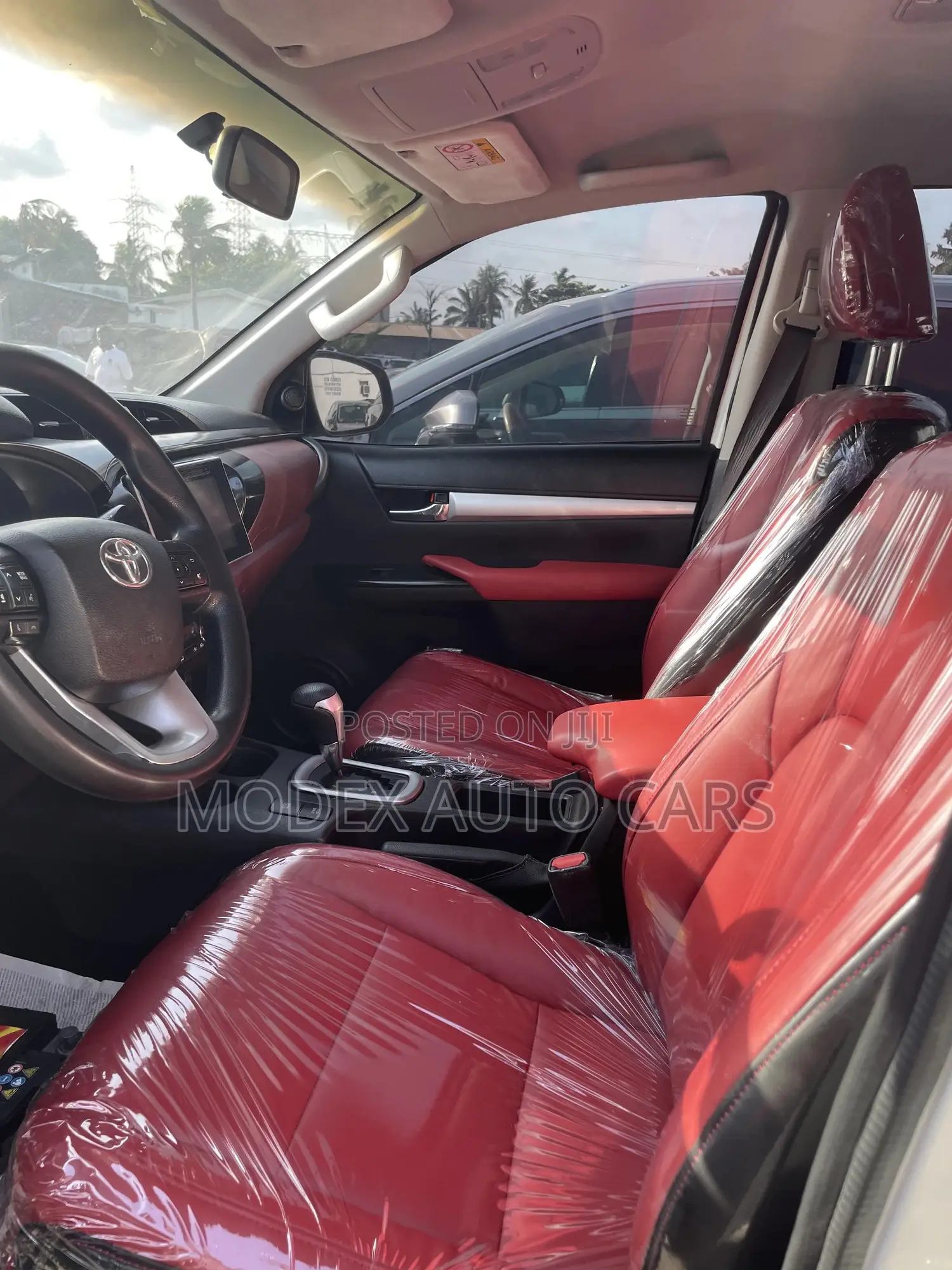 Toyota Hilux 2020 White