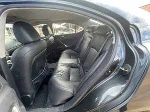 Lexus IS 2009 Blue