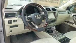 Lexus GX 460 Luxury 2018 Beige