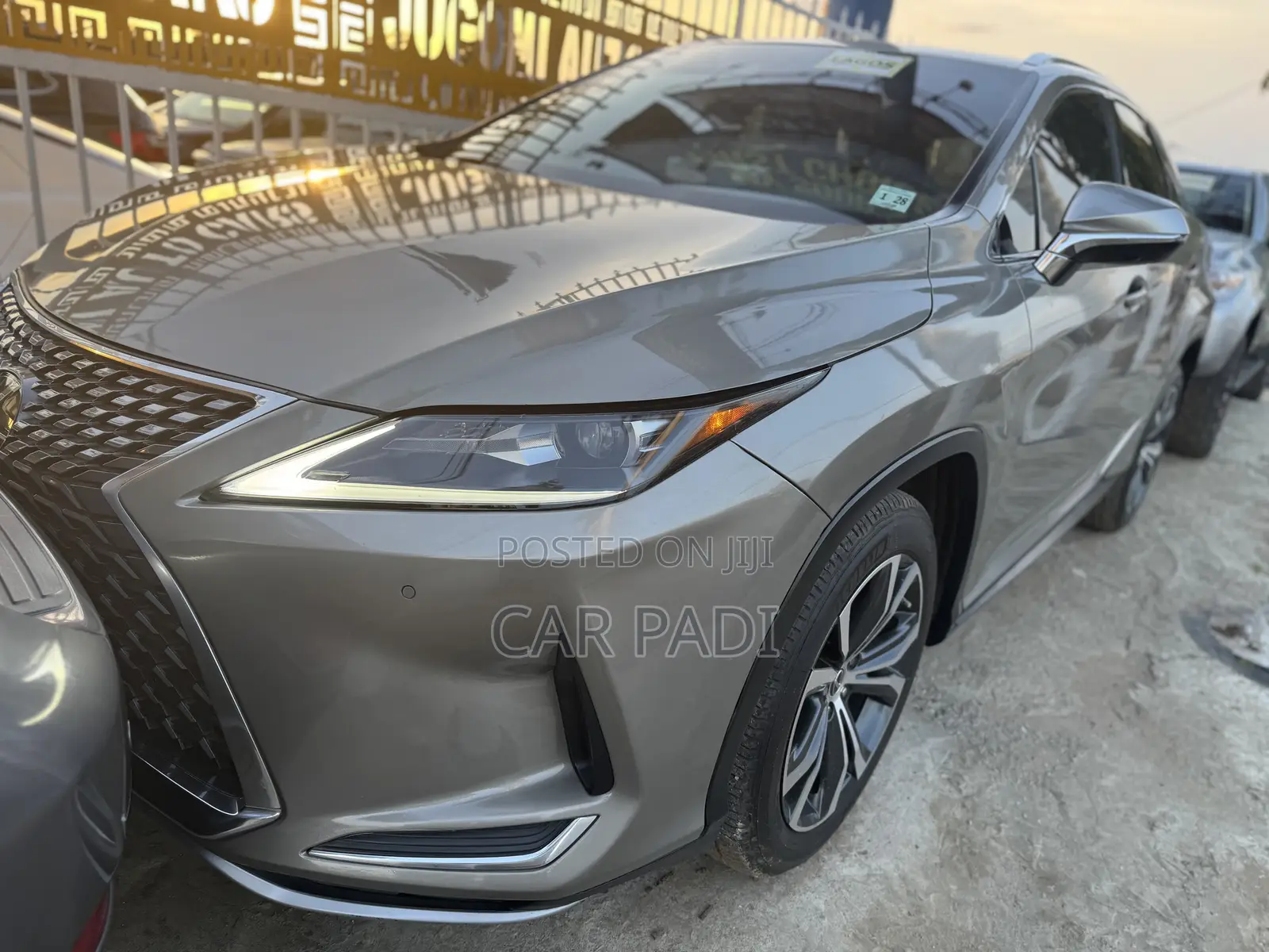 Lexus RX 2022 Gray