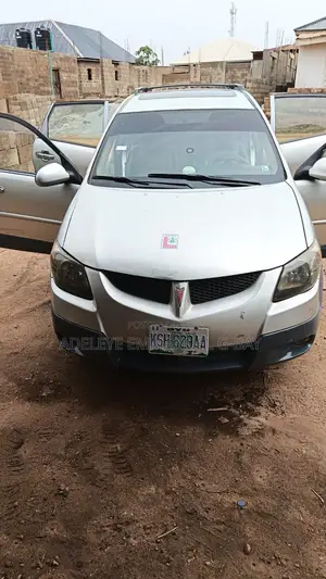 Pontiac Vibe Automatic 2003 Silver