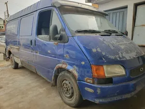 Ford Transit 2012 Blue