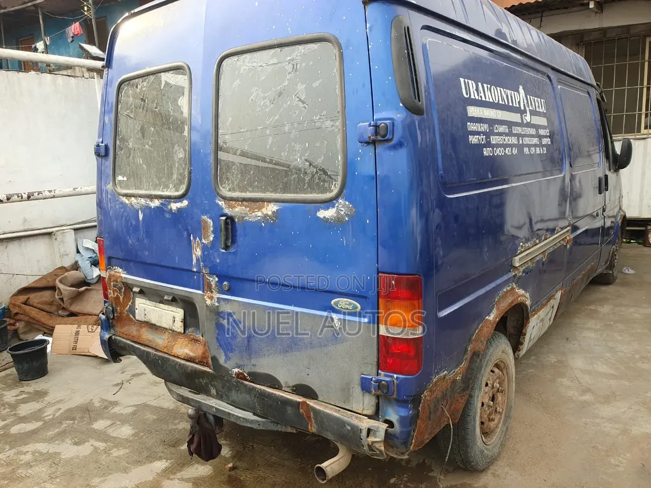 Ford Transit 2012 Blue