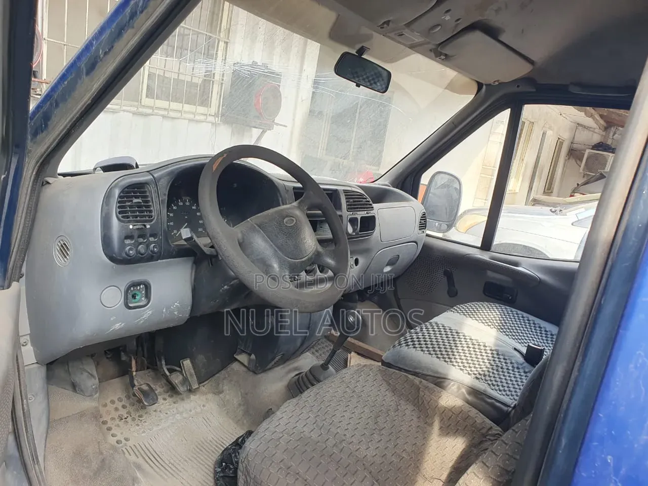 Ford Transit 2012 Blue