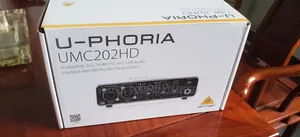 Behringer Umc202hd