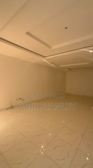 4 Bedroom Duplex With BBQ