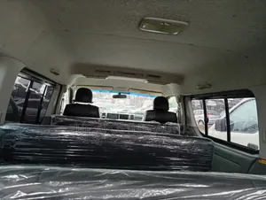 Toyota HiAce 2013 Black