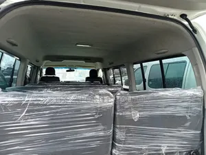 Toyota HiAce 2014 Black