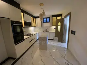 Furnished 2bdrm Apartment in Lekki for sale