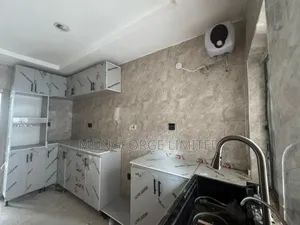 3bdrm Apartment in Ologolo for rent