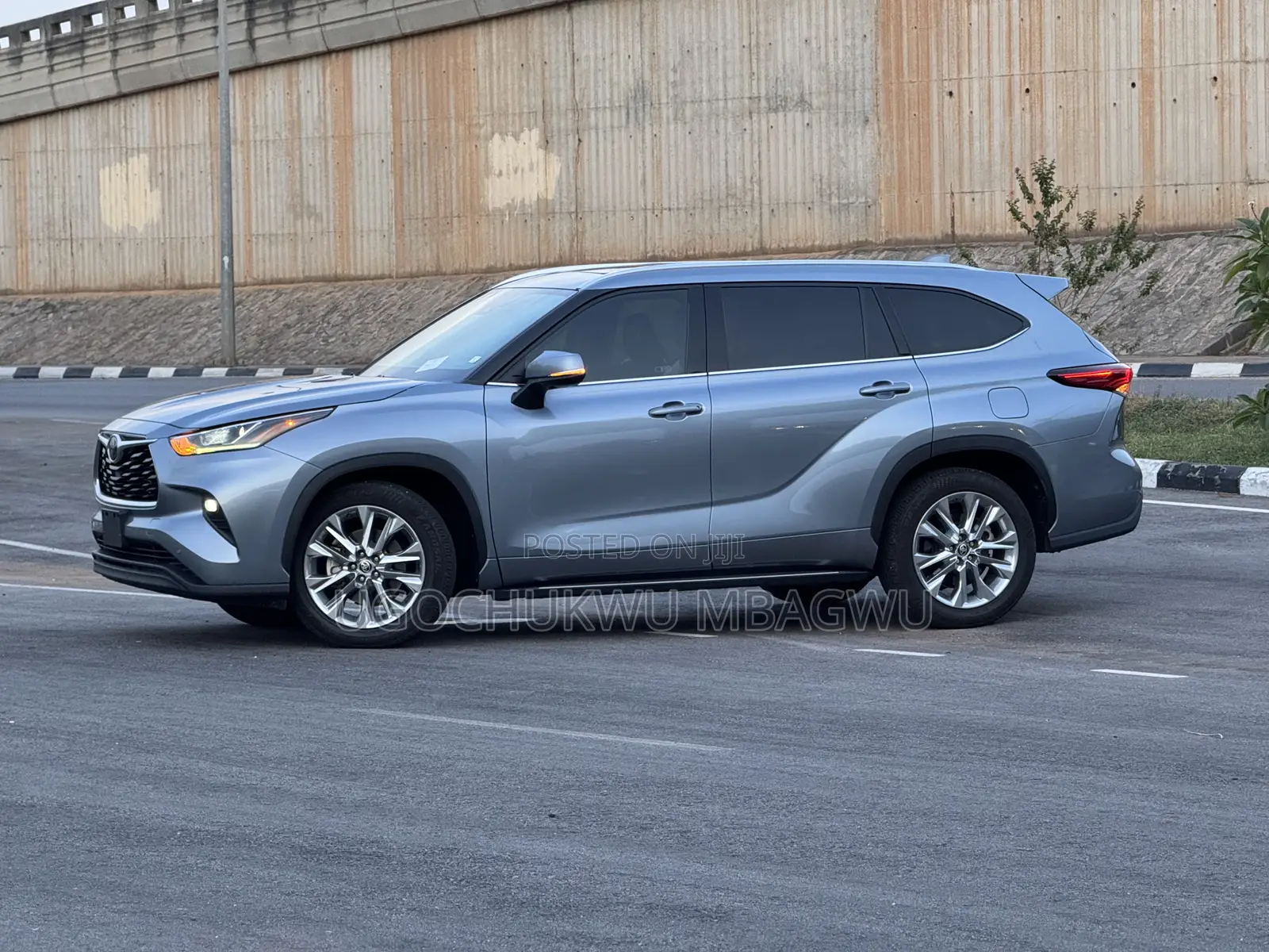 Toyota Highlander Limited 2021