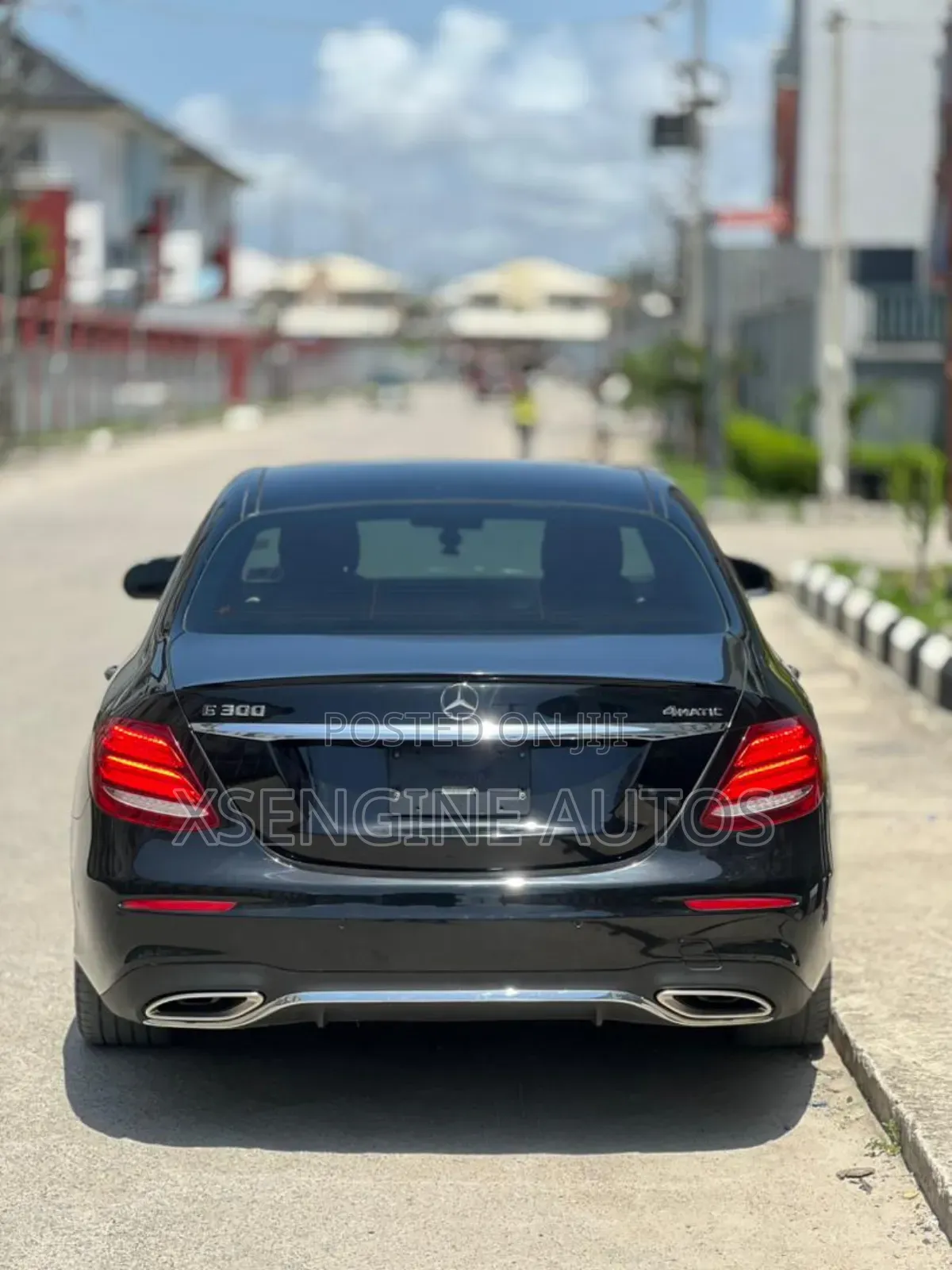 Mercedes-Benz E300 2017 Blue