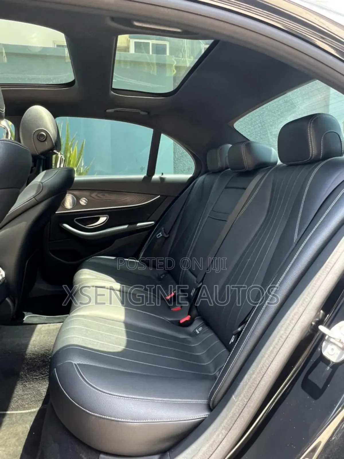 Mercedes-Benz E300 2017 Blue