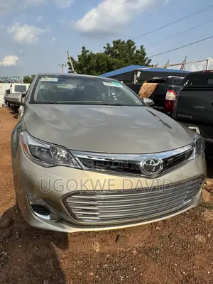 Toyota Avalon 2013 Gold