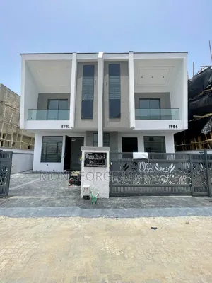 4bdrm Duplex in Ikota for sale