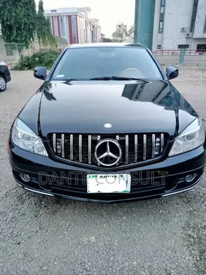 Mercedes-Benz C300 Luxury Sedan AWD (3.0L 6cyl 7A) 2009 Black